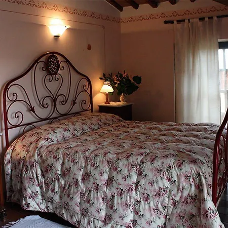 Bed & Breakfast Casa Lucia In Chianti 3*